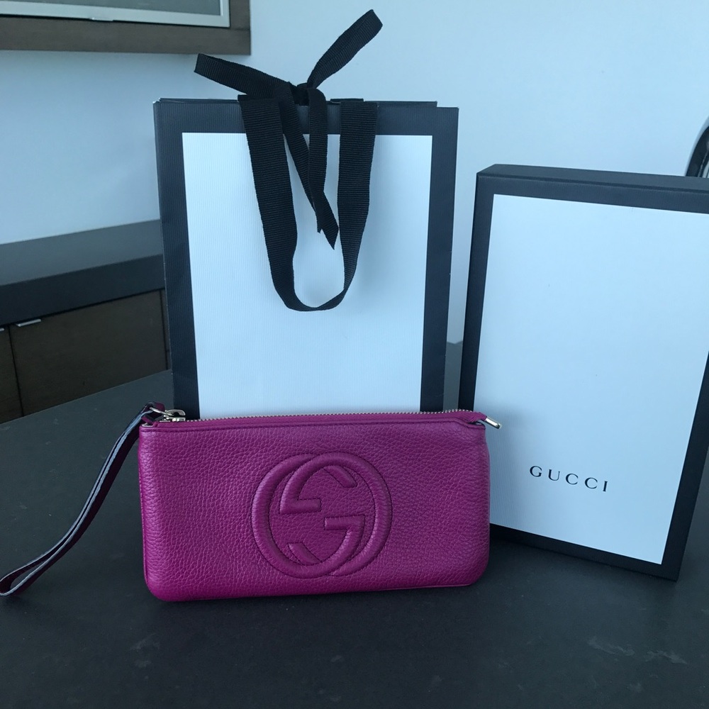 Gucci Soho wristlet/wallet/clutch